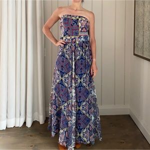 Boho full length strapless dress. Size small. Perfect for summer!